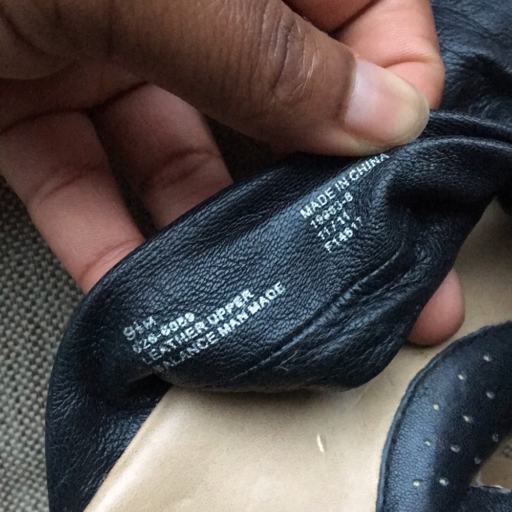 Strictly Comfort Wedges 9.5 - Picture 4 of 6